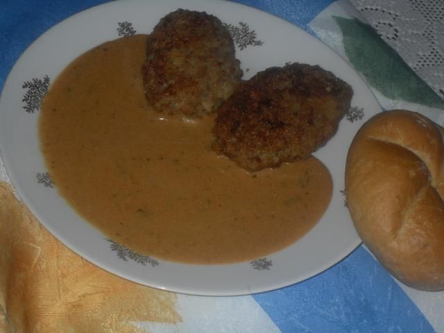 Kotlety sudeckie w sosie pomidorowym