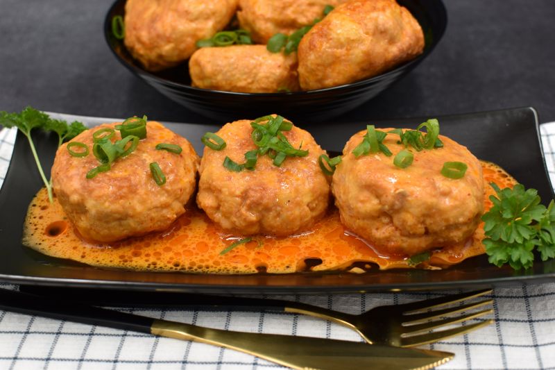 Kotlety w sosie tajskim