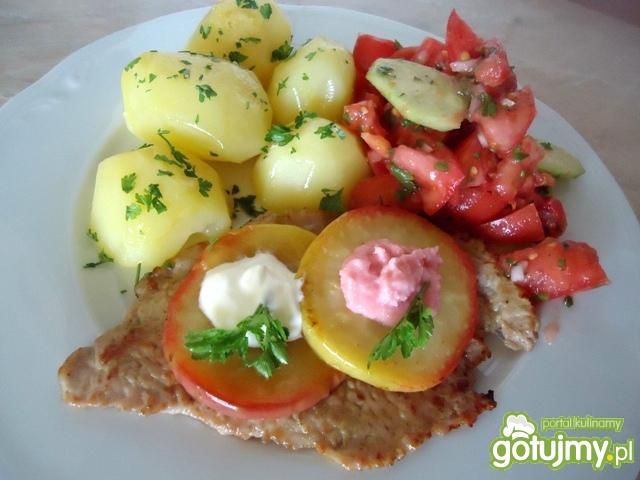 Kotlety wieprzowe z jabłkami Kotlety wieprzowe z jabłkami