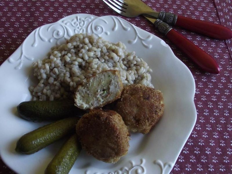 Kotlety wieprzowe z kapustą pekińską 