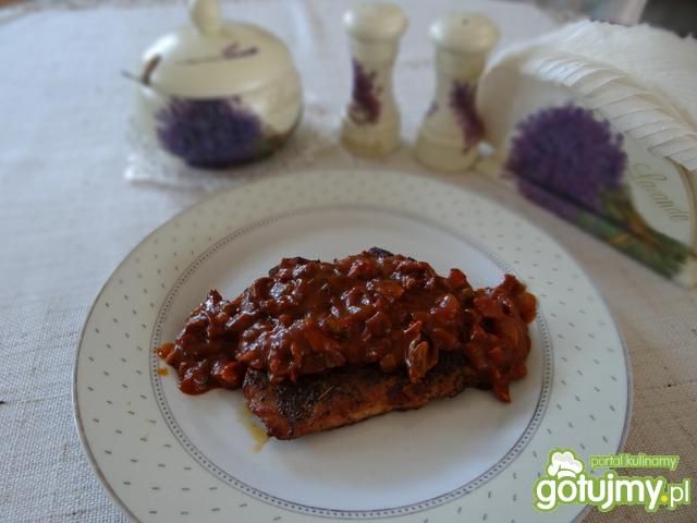 Kotlety wieprzowe z sosem myśliwskim Kotlety wieprzowe z sosem myśliwskim