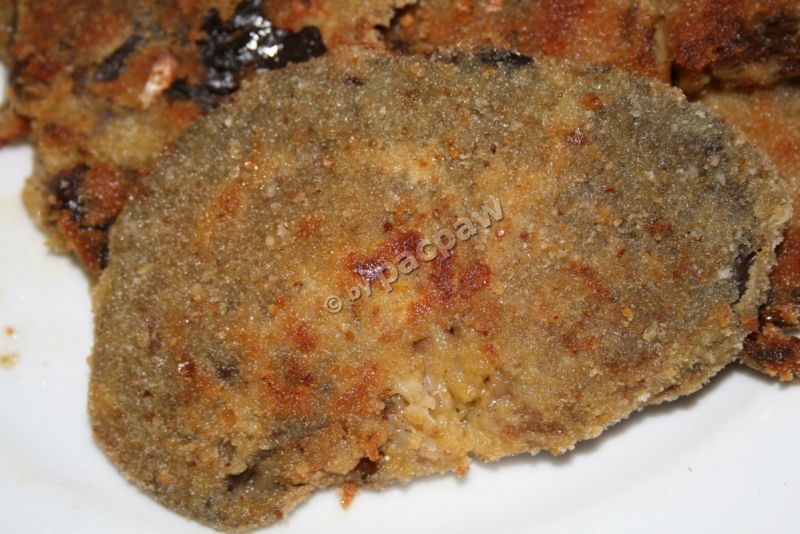 Kotlety z boczniaka w winnej panierce Kotlety z boczniaka w winnej panierce