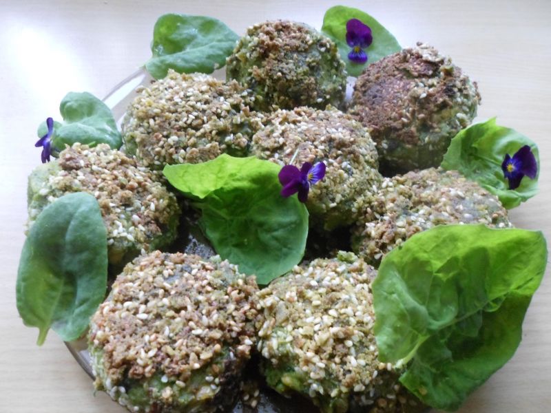 Kotlety z ciecierzycy ze szpinakiem Kotlety z ciecierzycy ze szpinakiem