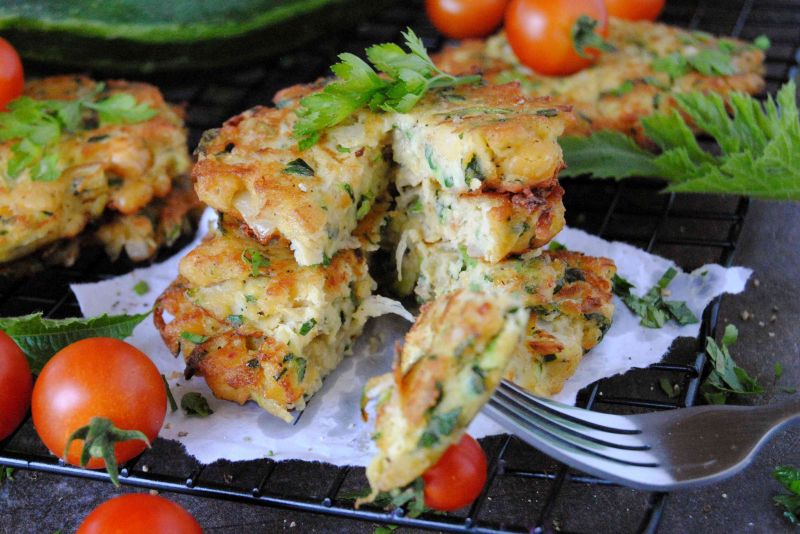 Kotlety z cukinii i ciecierzycy Kotlety z cukinii i ciecierzycy