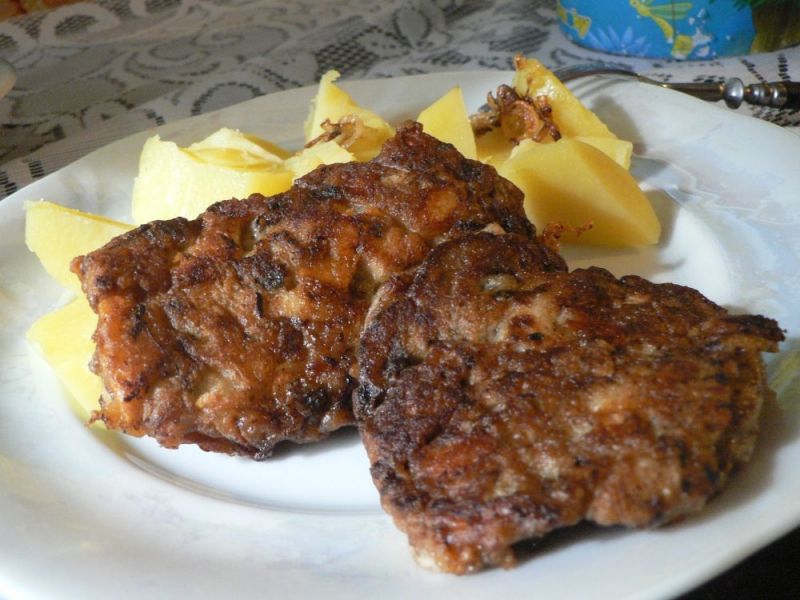 Kotlety z filetem i pieczarkami Kotlety z filetem i pieczarkami