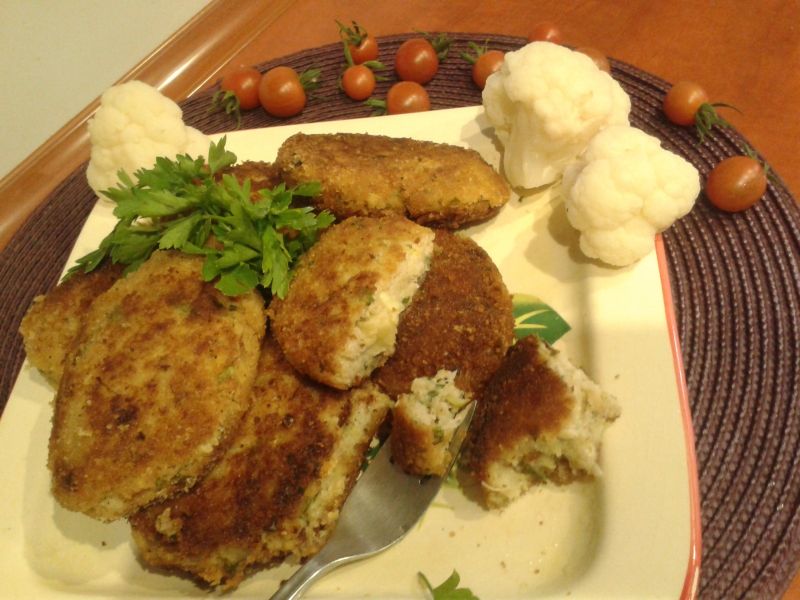 Kotlety z kalafiora i cukinii