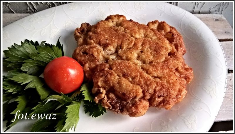 Kotlety z karkówki marynowane w mleku i cebuli