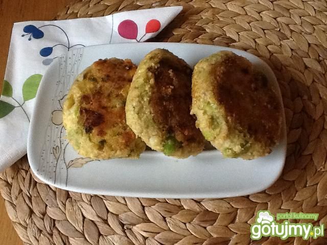 Kotlety z kaszy i brukselki Kotlety z kaszy i brukselki