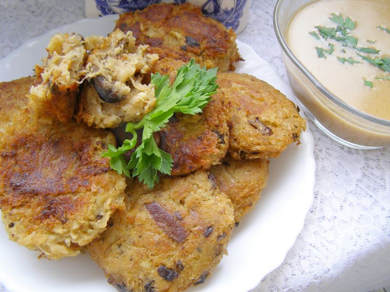 Kotlety z kiszonej kapusty z grzybami Kotlety z kiszonej kapusty z grzybami