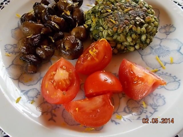 Kotlety z pęczakowo - szpinakowe Kotlety z pęczakowo - szpinakowe