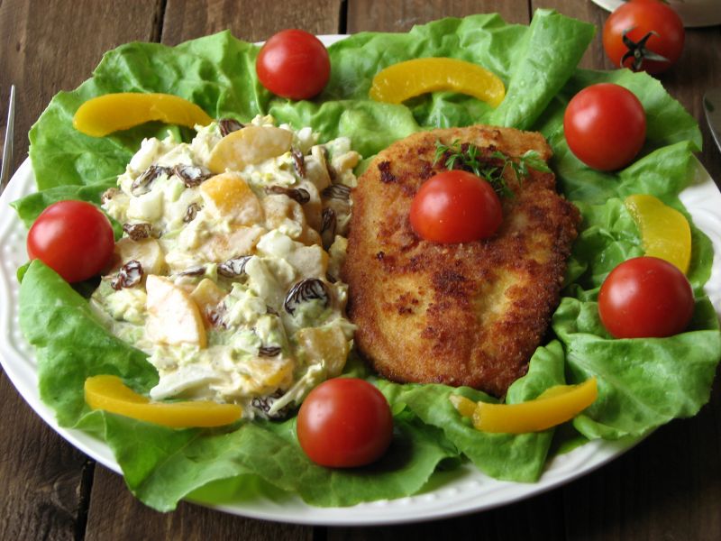 Kotlety z piersi z kurczaka smażone w śmietanie 