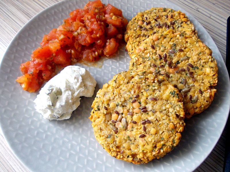 Kotlety z soczewicy i kuskusu