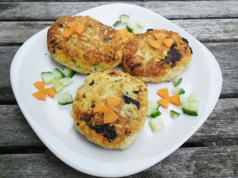 Kotlety z tofu i indykiem 