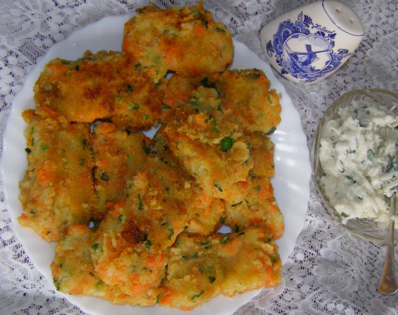 Kotlety z ziemniaków i marchewki Kotlety z ziemniaków i marchewki