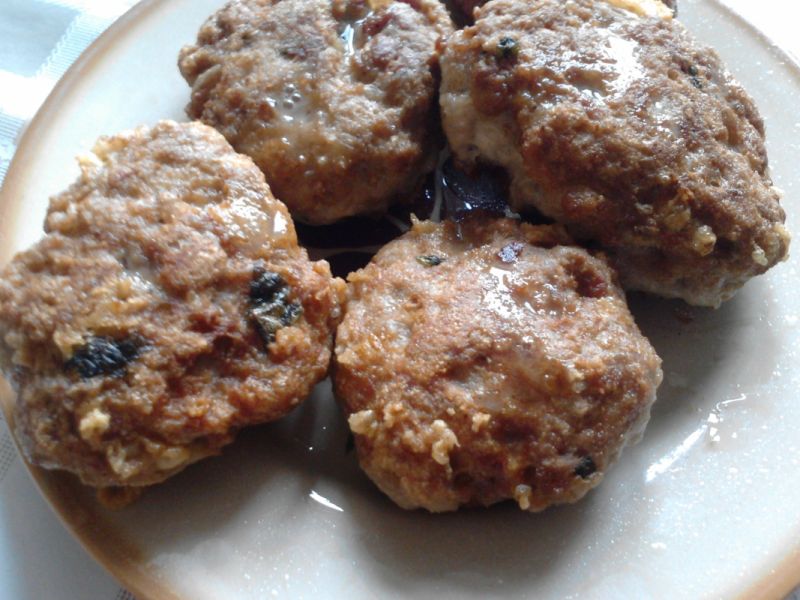 Kotlety z żółtym serem Kotlety z żółtym serem