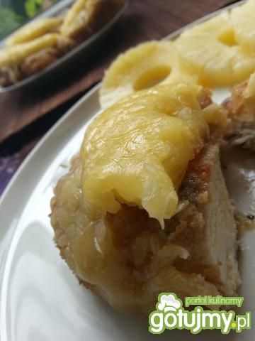 Kotlety zapiekane z ananasem i serem