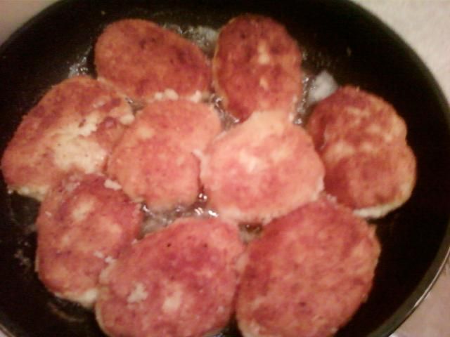 Kotlety ziemiaczano serowe Kotlety ziemiaczano serowe