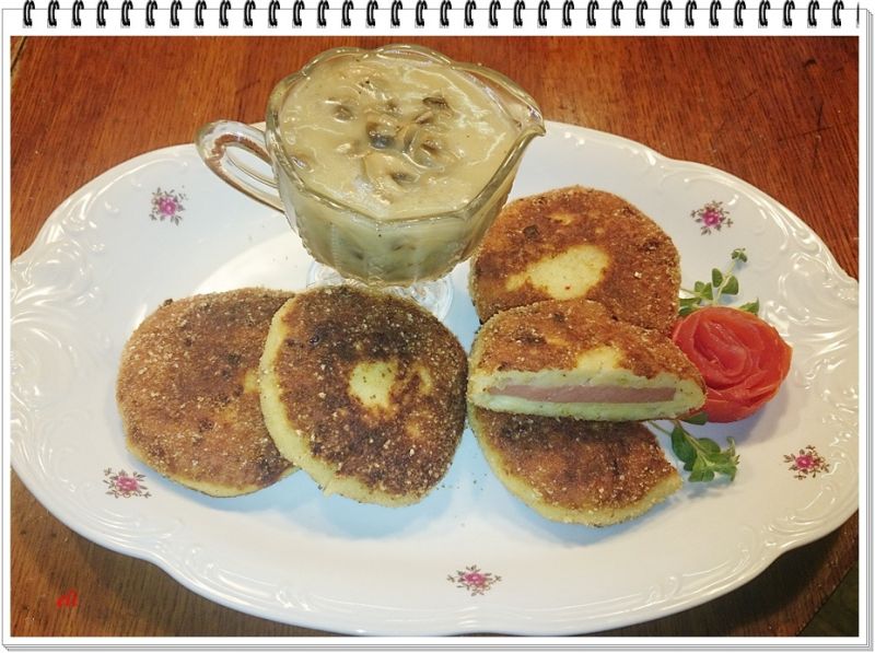 Kotlety ziemniaczane Eli z niespodzianką Kotlety ziemniaczane Eli z niespodzianką