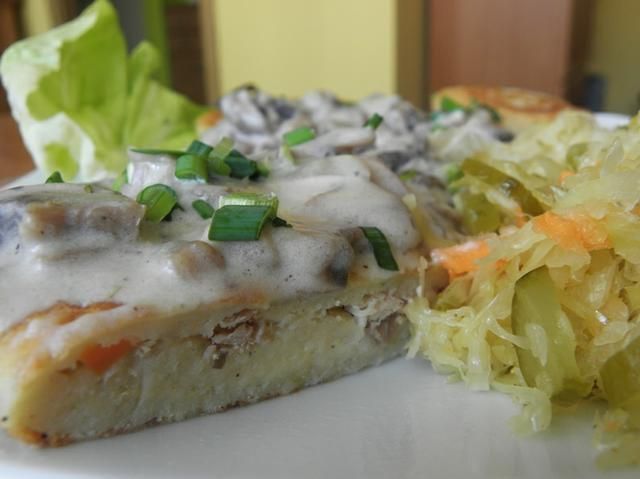 Kotlety ziemniaczane z mięsem.