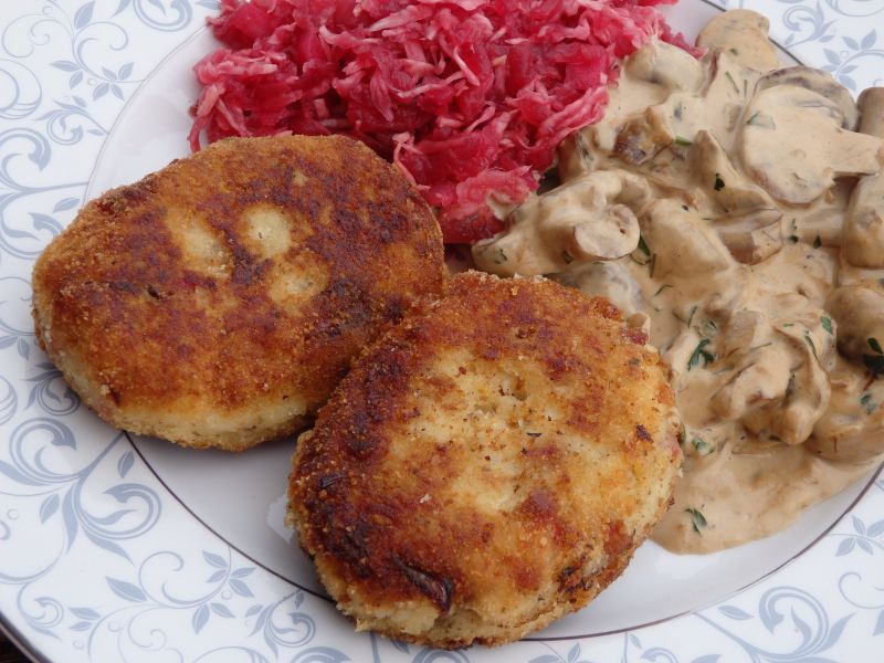 Kotlety ziemniaczane z wędzonym boczkiem Kotlety ziemniaczane z wędzonym boczkiem