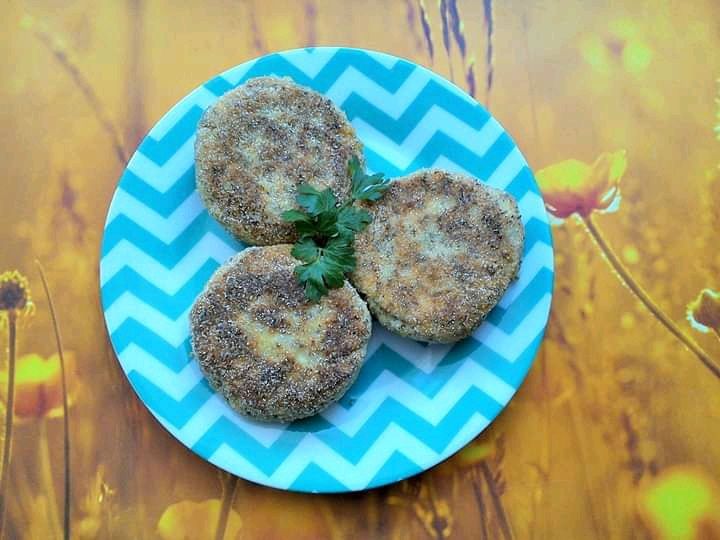 Kotlety ziemniaczano - pietruszkowe z chia Kotlety ziemniaczano - pietruszkowe z chia