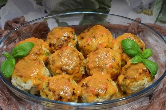 Kotlety ziołowe w sosie Kotlety ziołowe w sosie