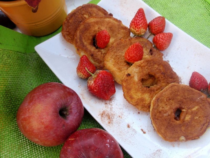 Krążki jabłka w cieście