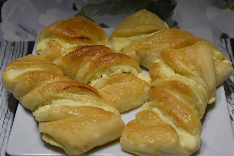 Kręcone drożdżówki