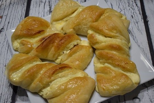 Kręcone drożdżówki