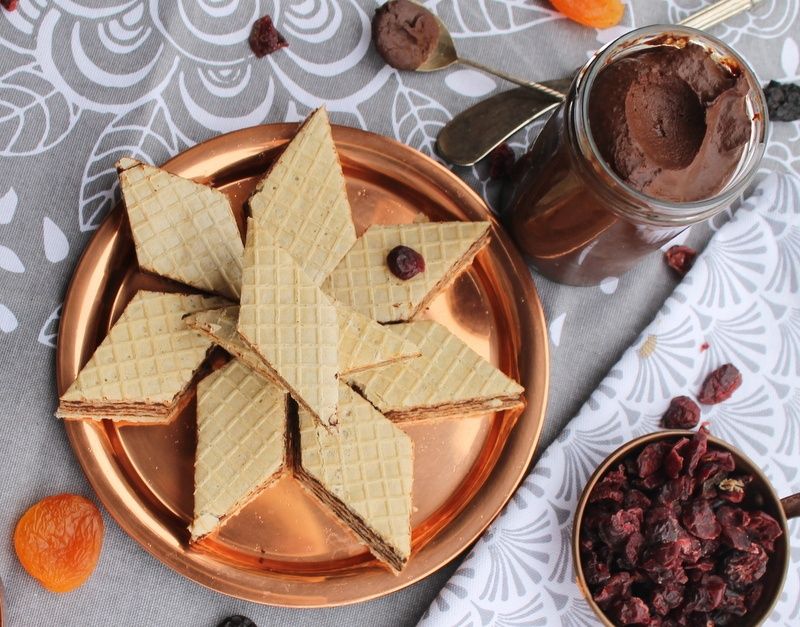 Krem czekoladowy z suszonych owoców