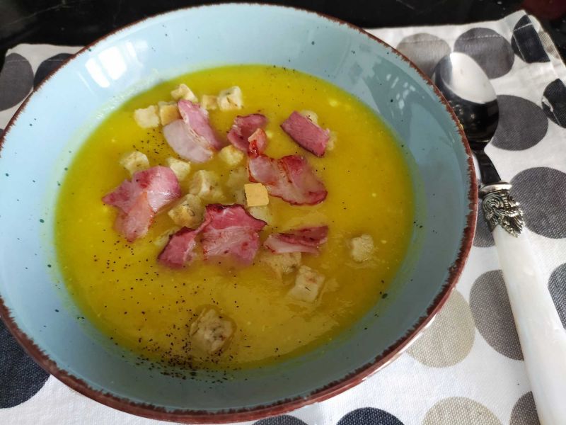 Krem dyniowo-cebulowy Krem dyniowo-cebulowy