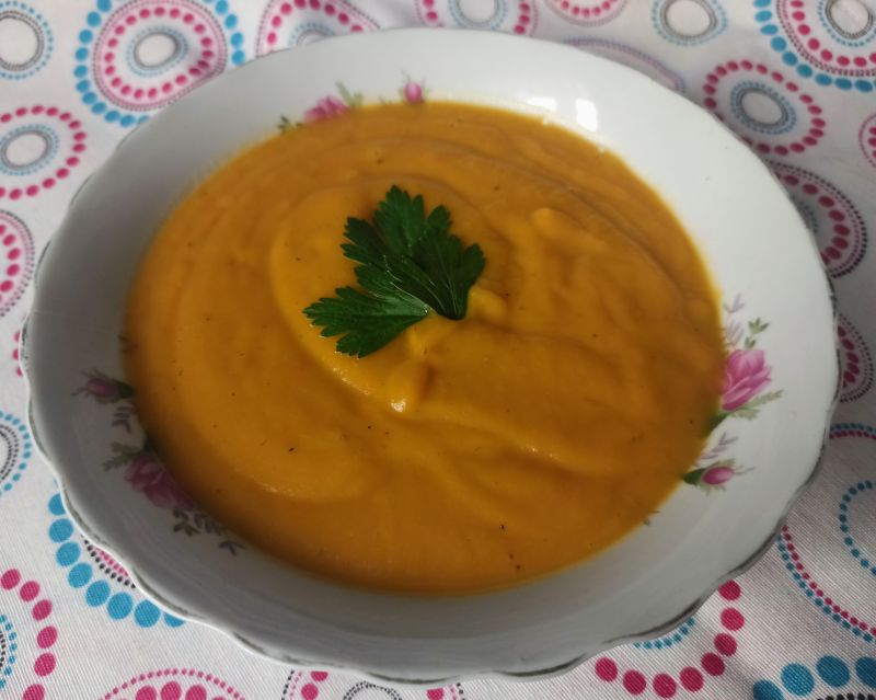 Krem dyniowy z pigwą Krem dyniowy z pigwą