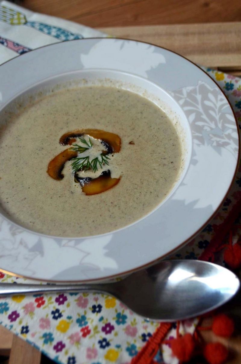 Krem pieczarkowy z topionym serkiem wg Edytaha