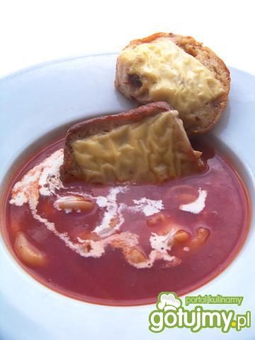 Krem pomidorowo paprykowy z grzankami Krem pomidorowo paprykowy z grzankami