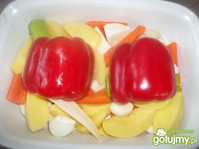 Krem pomidorowy z pieczonych warzyw