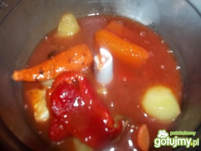 Krem pomidorowy z pieczonych warzyw