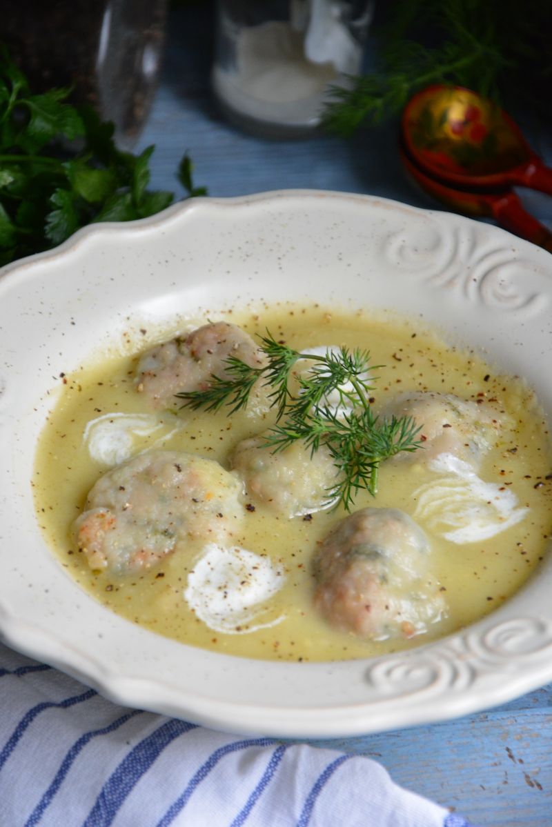 Krem selerowy z mięsno-szpinakowymi pulpetami