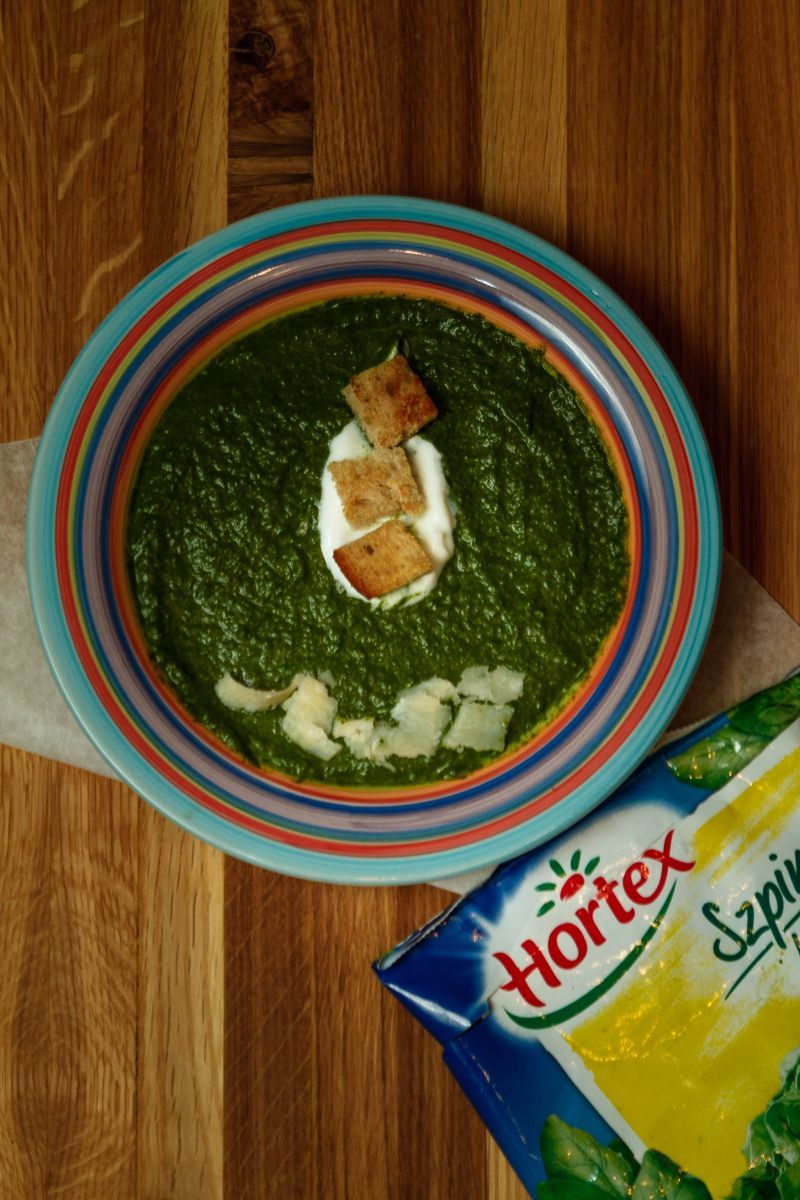 Krem szpinakowy z grzankami