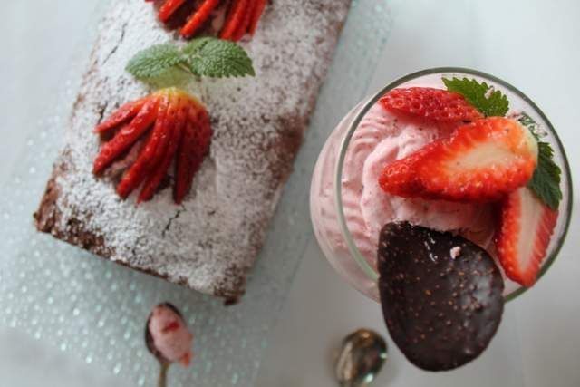 Krem truskawkowy Krem truskawkowy