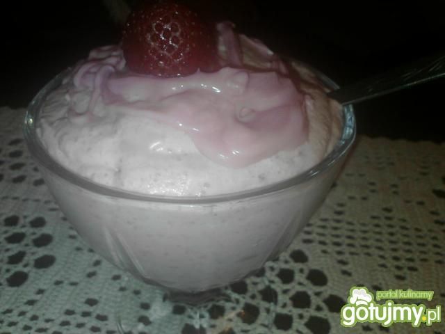 Krem truskawkowy dayzi Krem truskawkowy dayzi