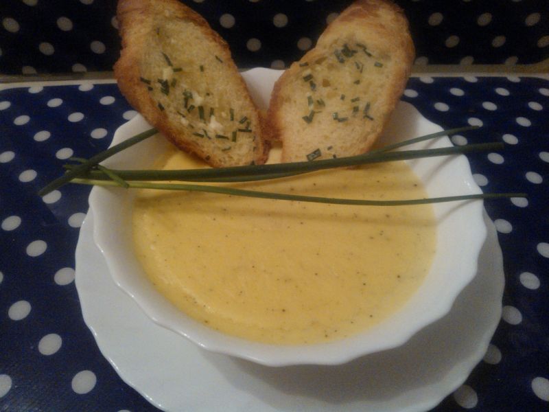 Krem z czosnku Krem z czosnku