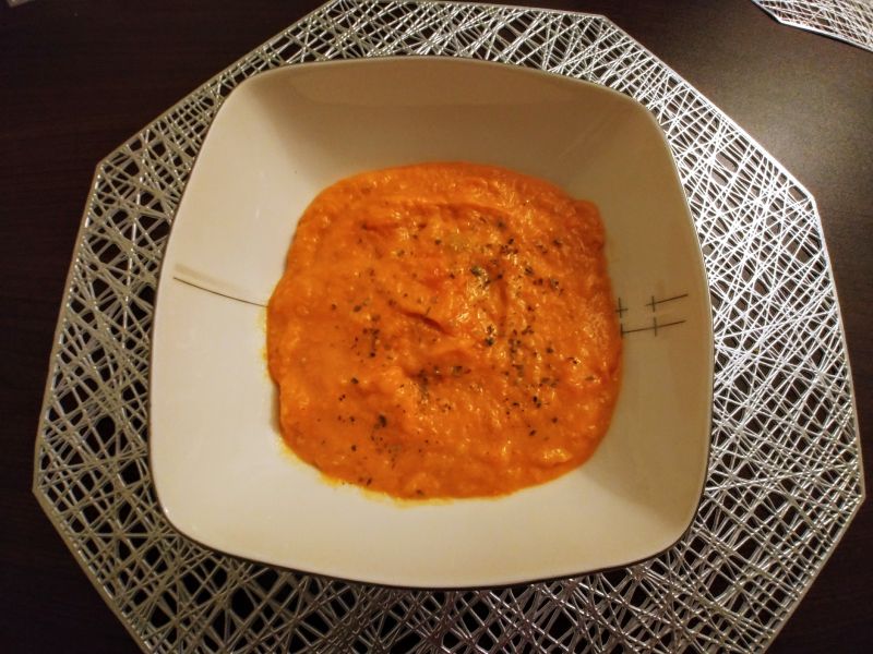 Krem z dyni i batataz mlekiem kokosowym Krem z dyni i batataz mlekiem kokosowym