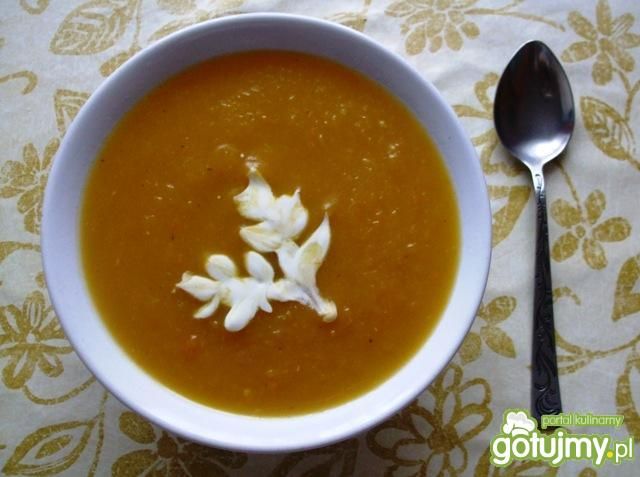 Krem z dyni z marchewką i jabłkiem