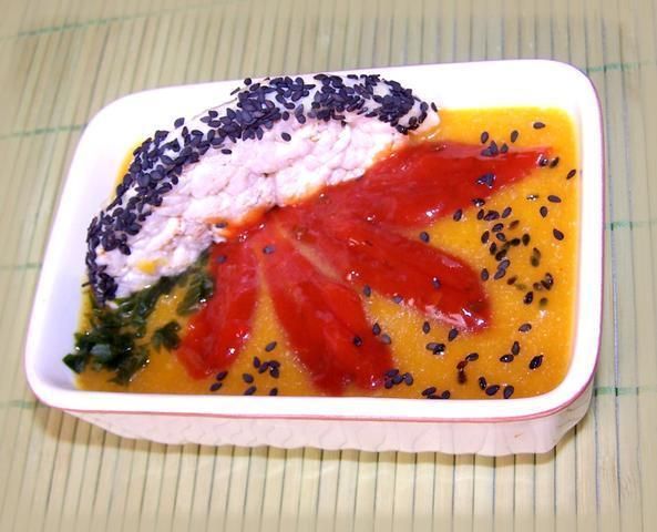 Krem z dyni z sezamową chrupką