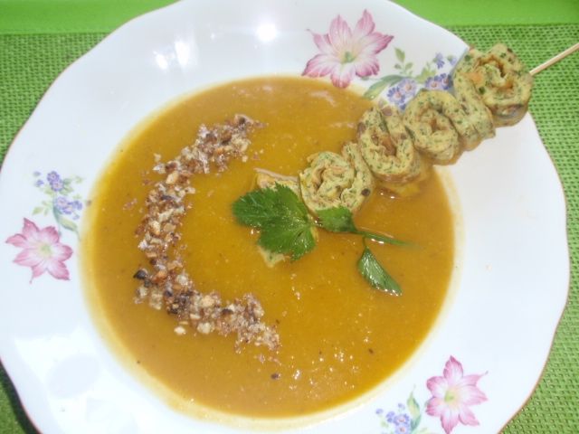 Krem z dyni z szaszłykiem