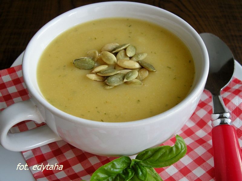 Krem z kalafiora z pestkami dyni Krem z kalafiora z pestkami dyni