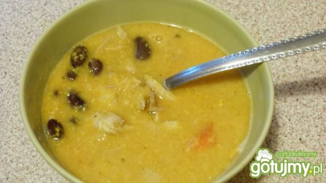 Krem z kukurydzy z kurczakiem i fasolką