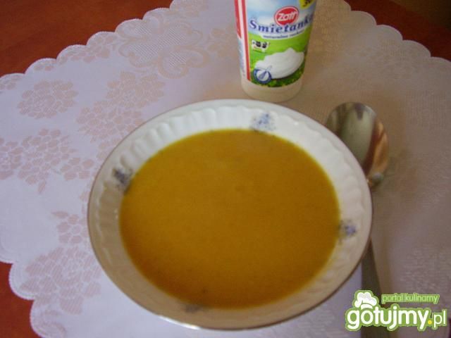 Krem z marchwi pomarańczy i imbiru