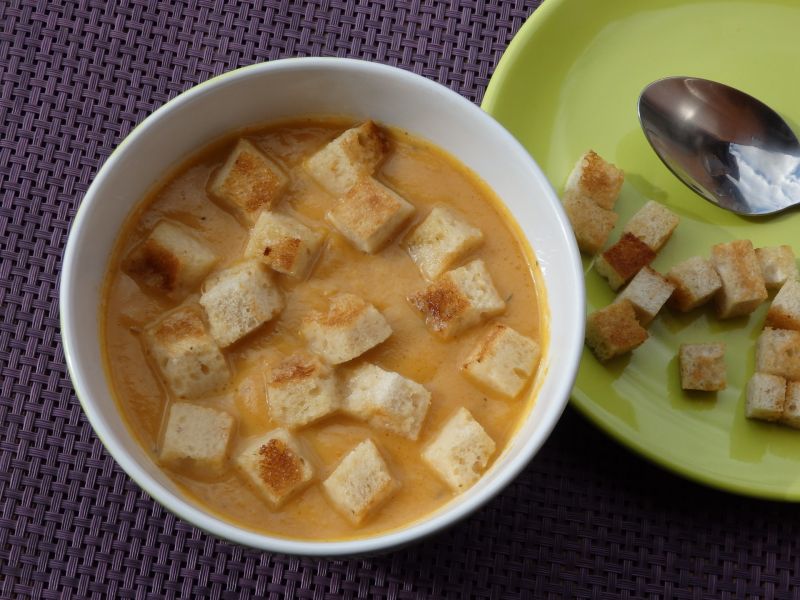 Krem z pieczonej dyni na ostro