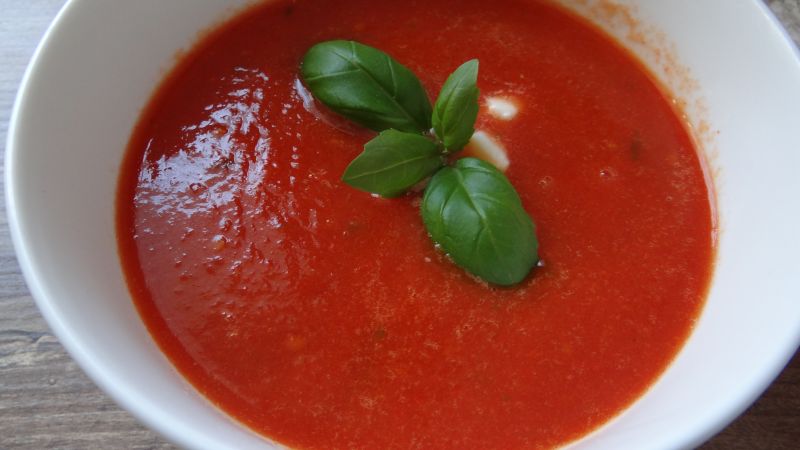 Krem z pieczonej papryki i pomidorów Krem z pieczonej papryki i pomidorów